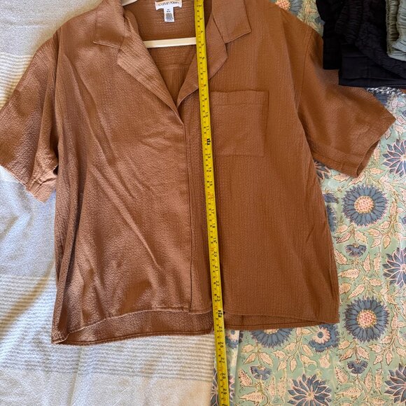 Calvin Klein Short Sleeve blouse - Picture 7 of 8